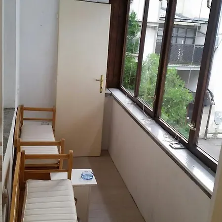 “mela Rooms”-in Old Town Epicenter 게스트하우스 *